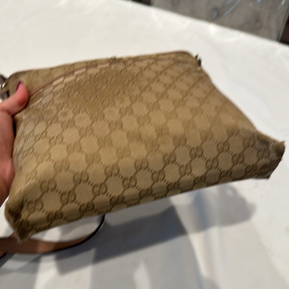 Authentic Gucci crossbody bag - Picture 10 of 16